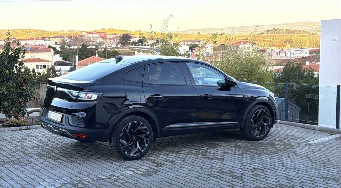 renault-arkana-e-tech-hybrid-2024-gasolina-1598cc