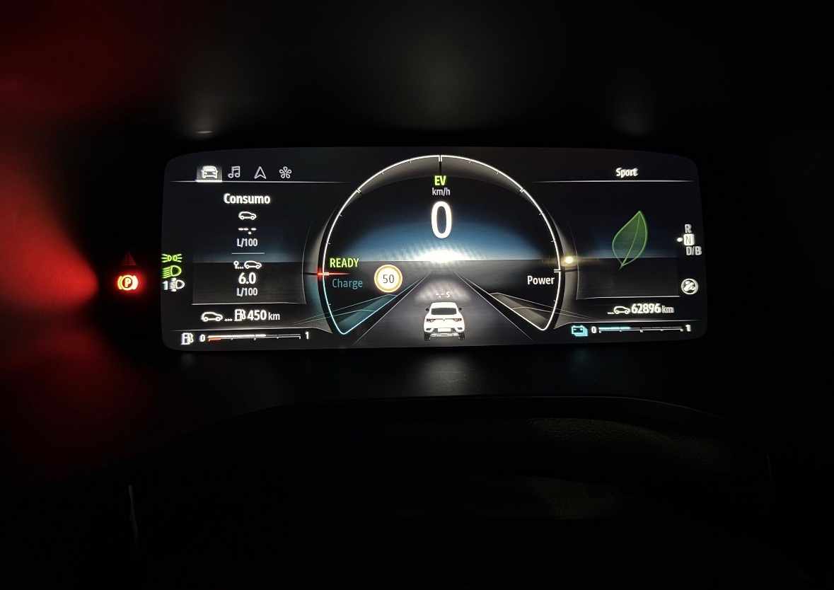 renault-arkana-e-tech-hybrid-2024-gasolina-1598cc