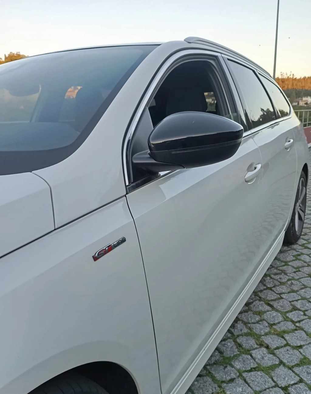 peugeot-308-sw-2020-diesel-1499cc