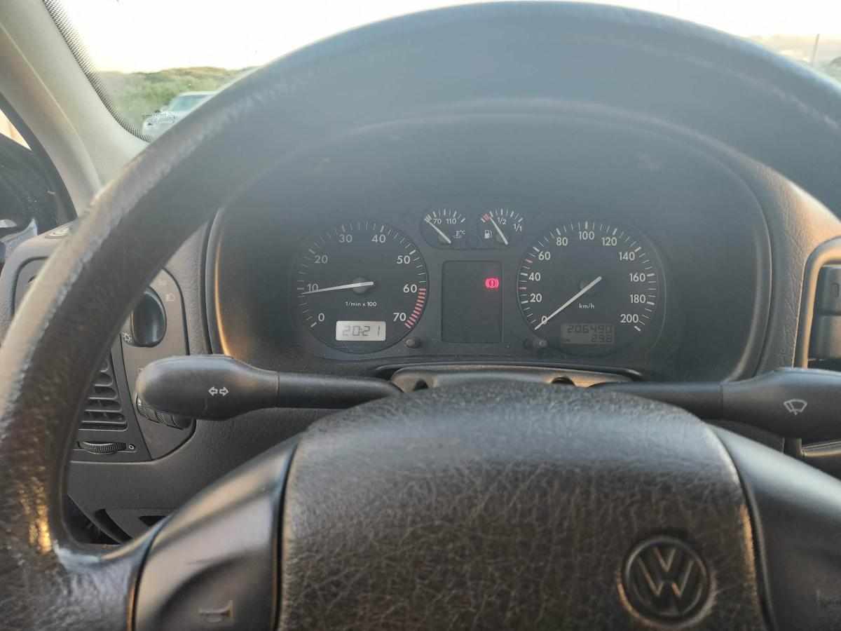 volkswagen-polo-1-0-1998-gasolina-999cc