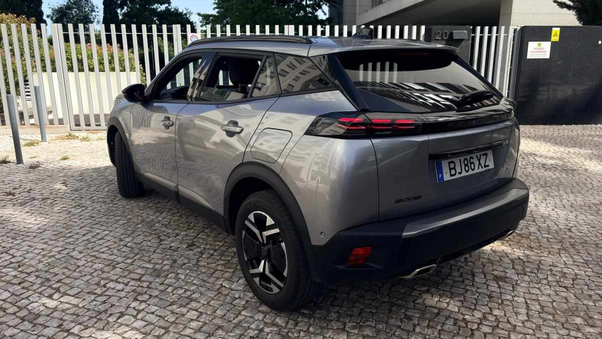 peugeot-2008-1-2-puretech-2024-gasolina-1199cc