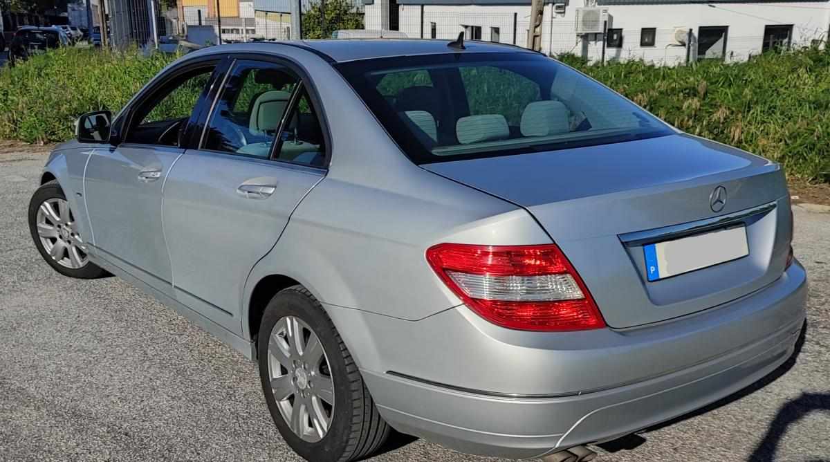 mercedes-benz-classe-c-c-200-cdi-2008-diesel-2148cc