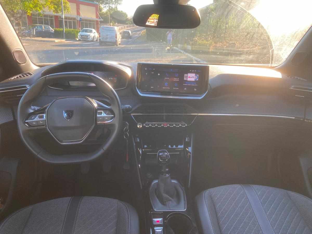 peugeot-2008-1-2-puretech-2024-gasolina-1199cc