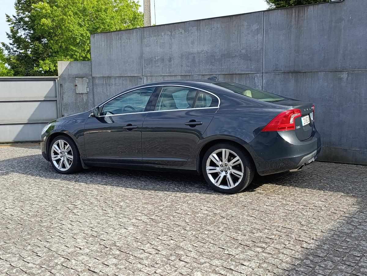 volvo-s60-2-0-t5-2011-gasolina-1999cc