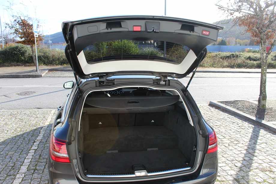 mercedes-benz-classe-c-2020-hibrido-a-diesel-2000cc