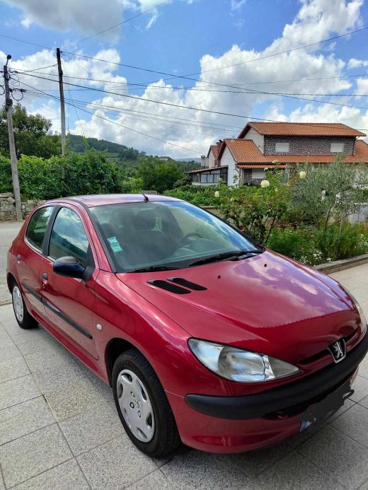 peugeot-206-1-1-2002-gasolina-1124cc
