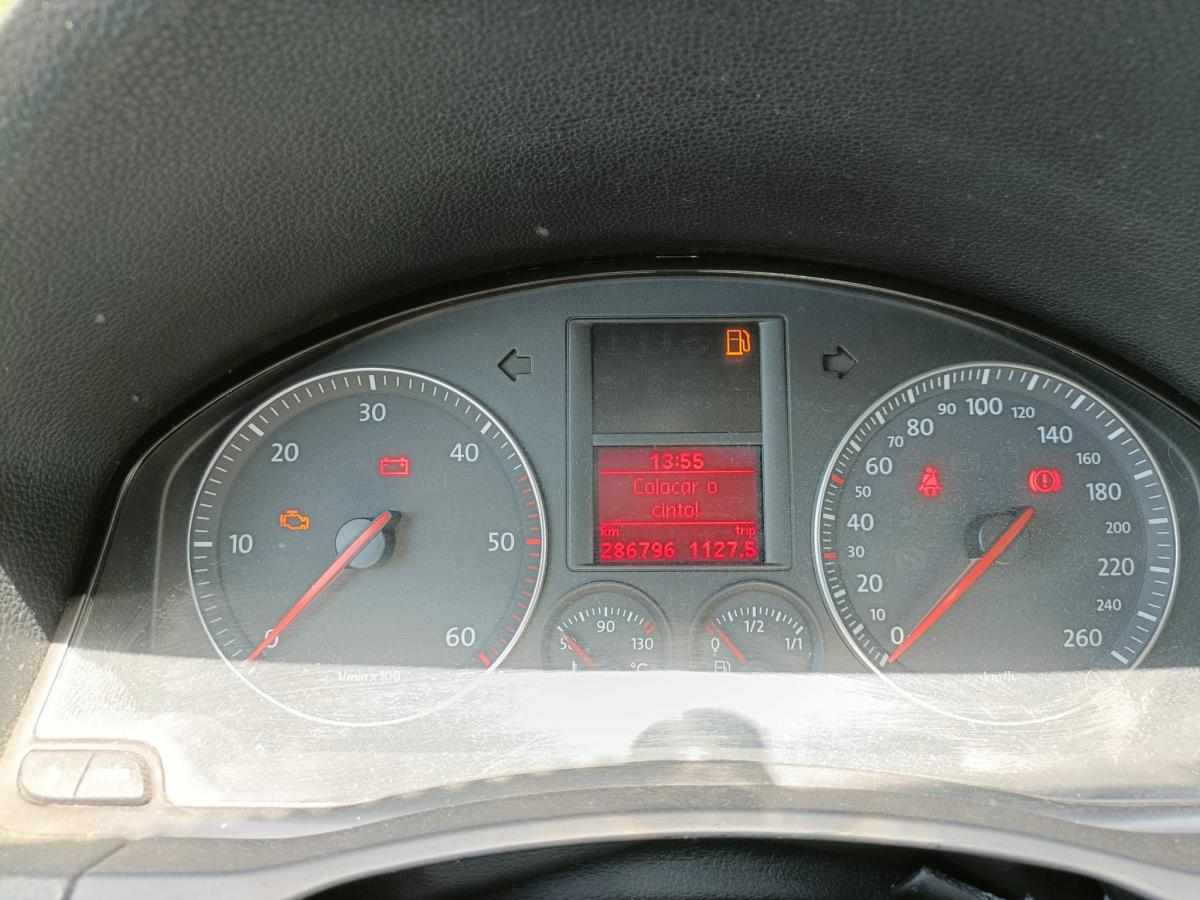 volkswagen-jetta-2-0-140cv-2005-diesel-1968cc