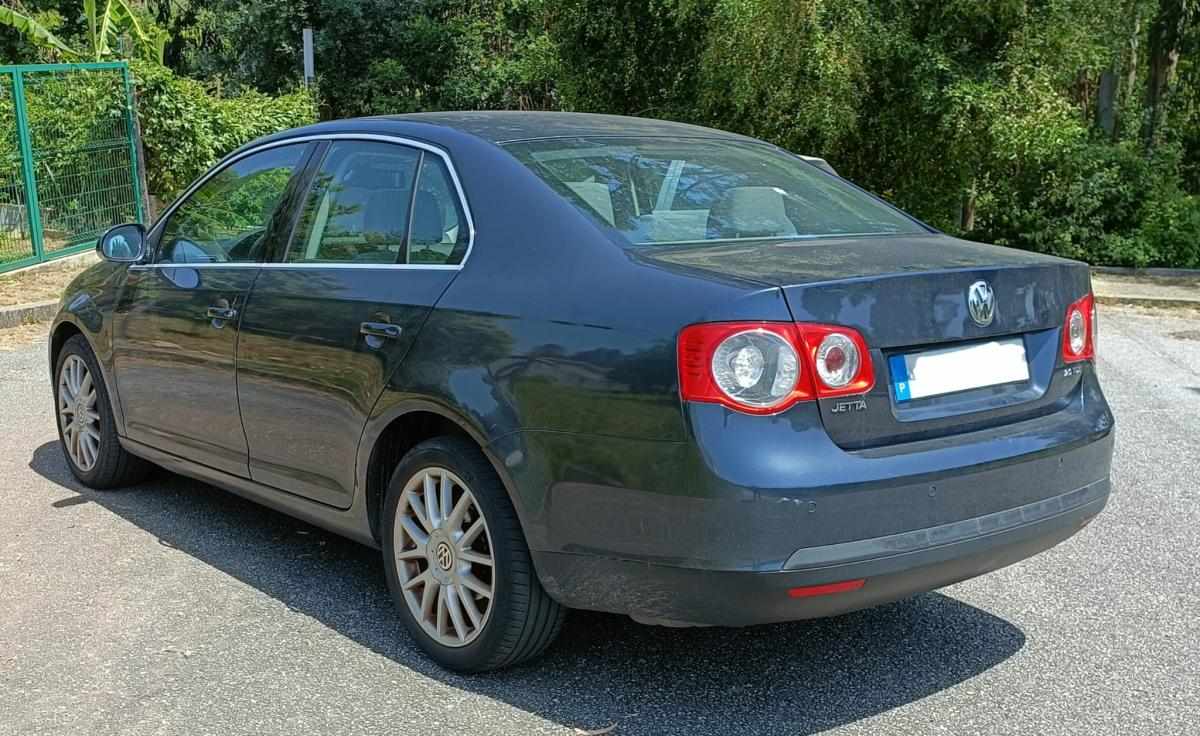 volkswagen-jetta-2-0-140cv-2005-diesel-1968cc