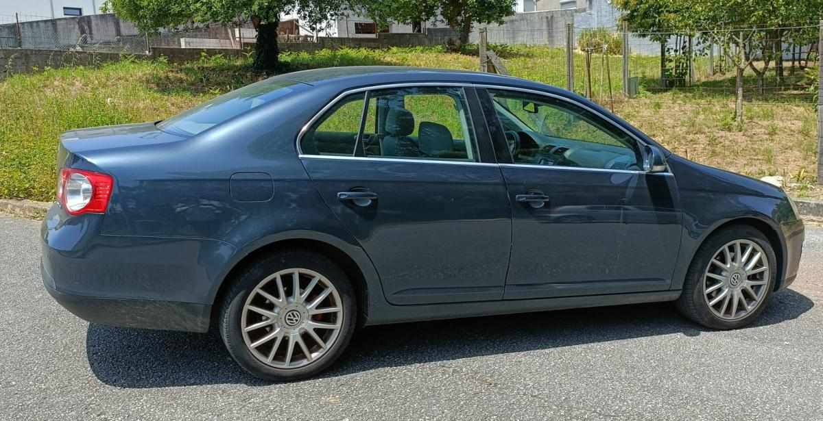 volkswagen-jetta-2-0-140cv-2005-diesel-1968cc