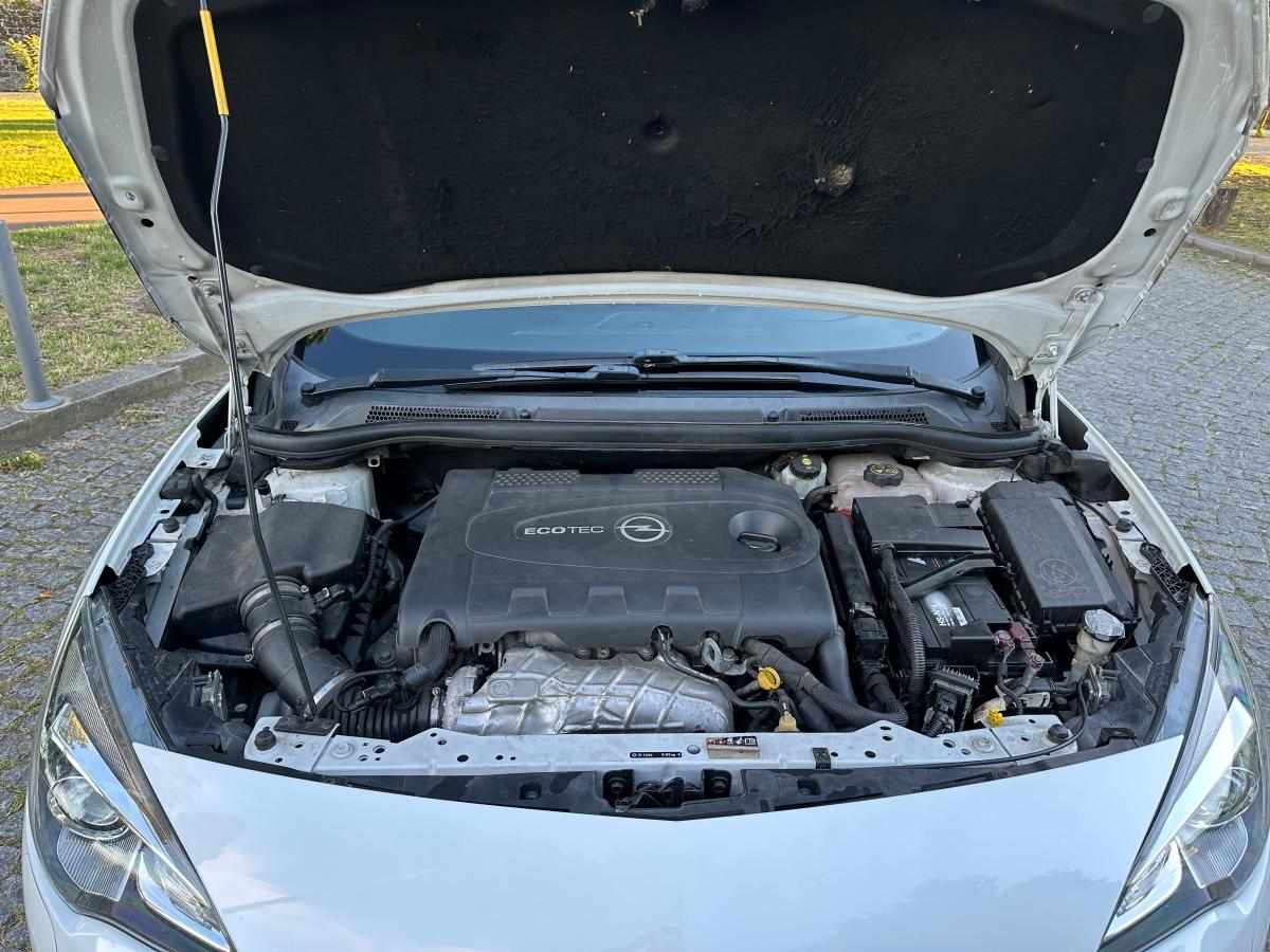opel-astra-2-0-cdti-2012-diesel-1956cc