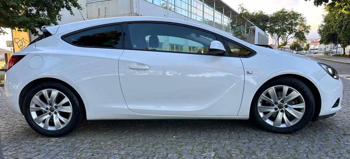 opel-astra-2-0-cdti-2012-diesel-1956cc
