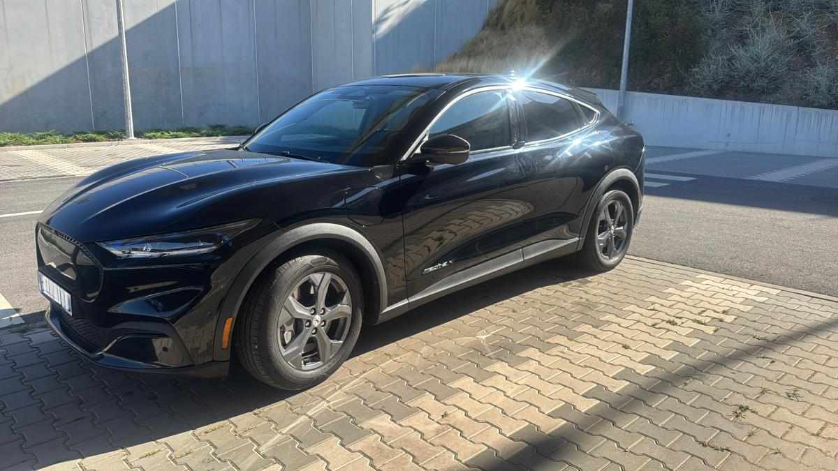 ford-mustang-mach-e-long-range-2021-eletrico