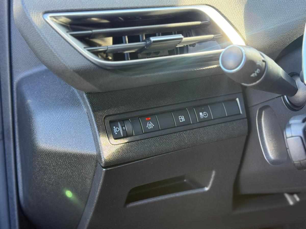 peugeot-3008-1-6-hybrid-11-8-kwh-2022-gasolina-1598cc