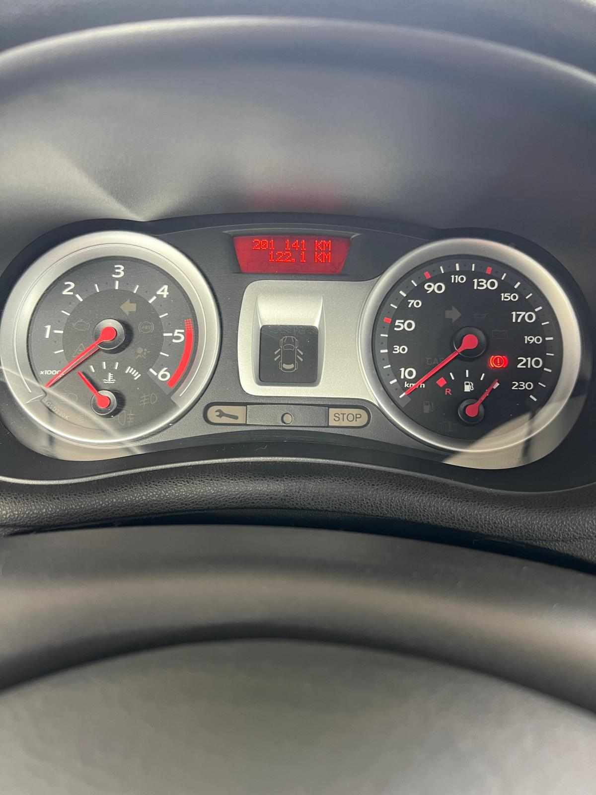 renault-clio-1-5-dci-2008-diesel-1461cc