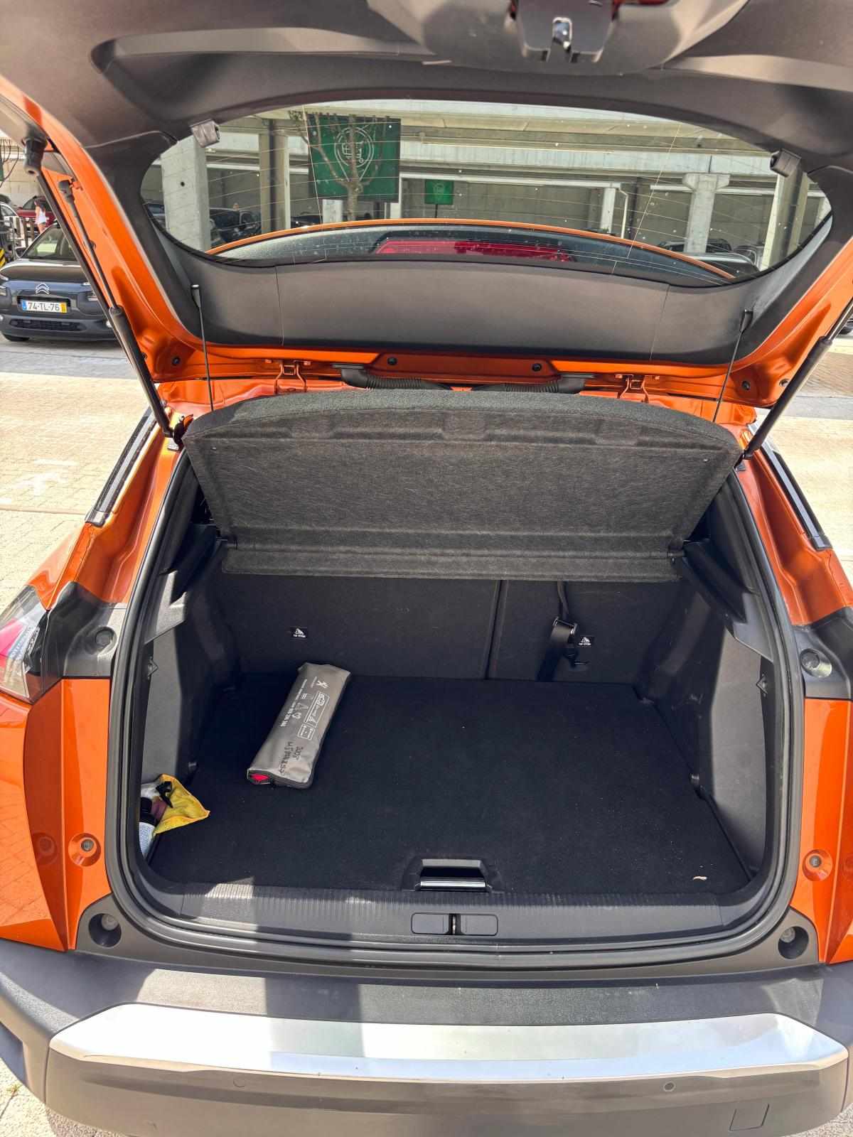 peugeot-2008-1-2-puretech-2021-gasolina-1199cc