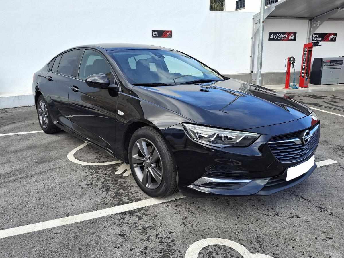 opel-insignia-1-6-grand-sport-2021-diesel-1598cc