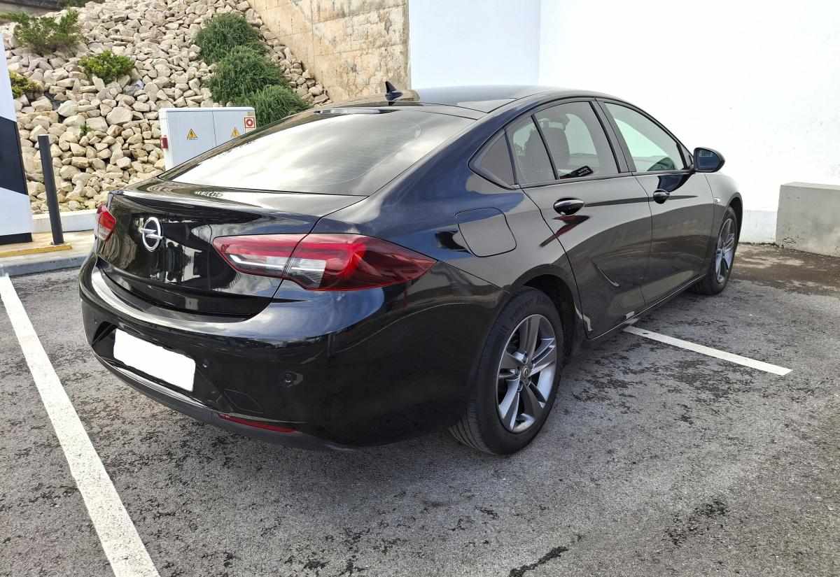opel-insignia-1-6-grand-sport-2021-diesel-1598cc