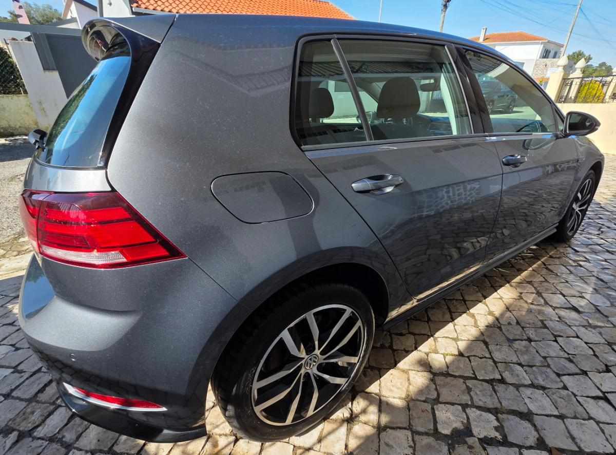 volkswagen-golf-1-6-tdi-bluemotion-2017-diesel-1598cc