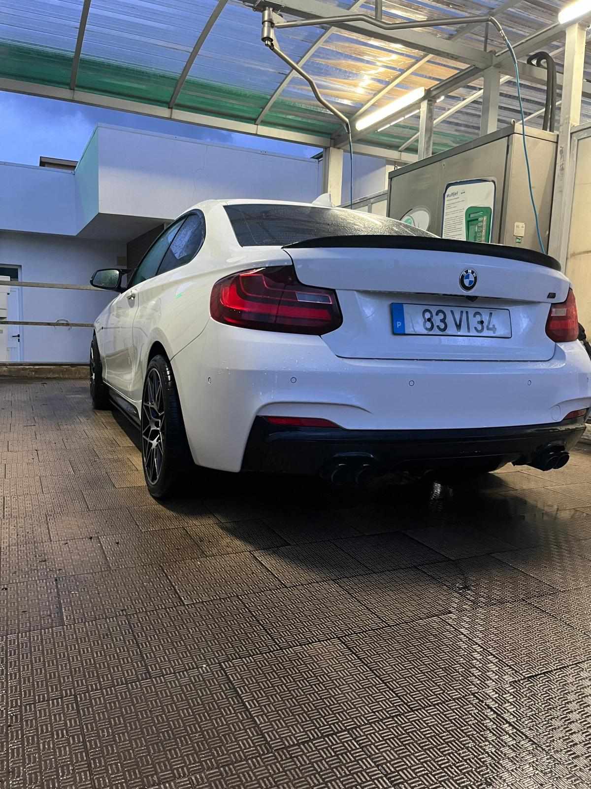 bmw-serie-2-218d-coupe-2015-diesel-1995cc