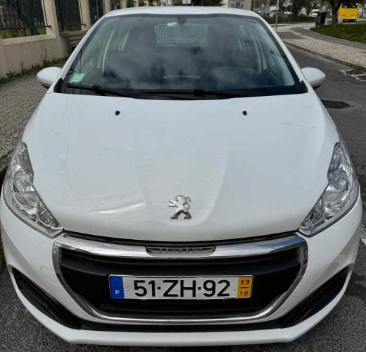peugeot-208-1-5-102cv-2019-diesel-1499cc