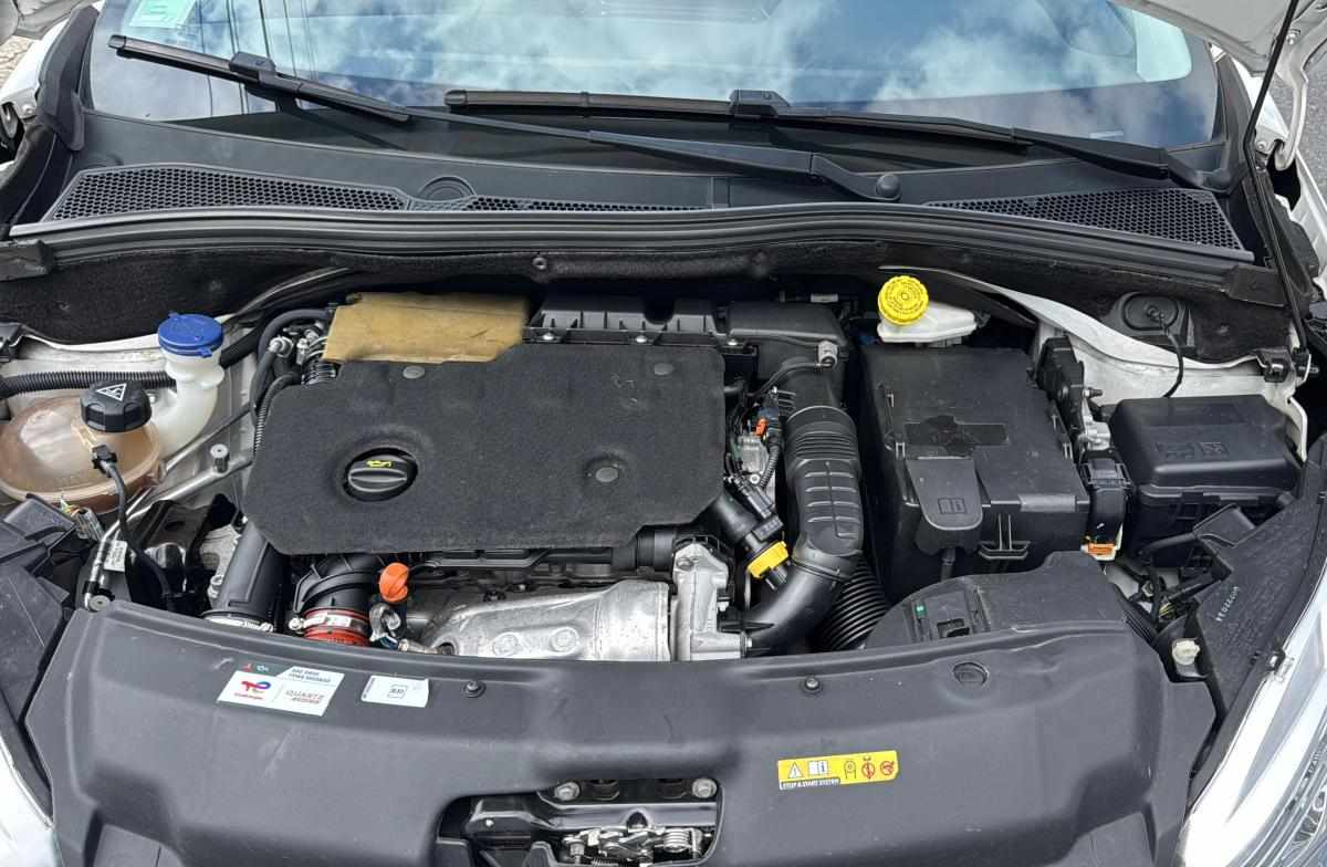 peugeot-208-1-5-102cv-2019-diesel-1499cc