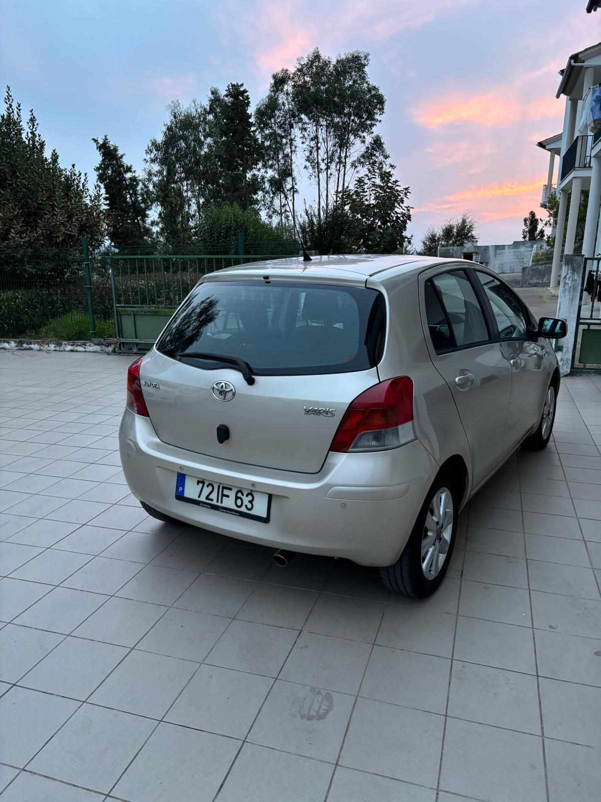 toyota-yaris-1-33-dual-vvt-i-2009-gasolina-1329cc