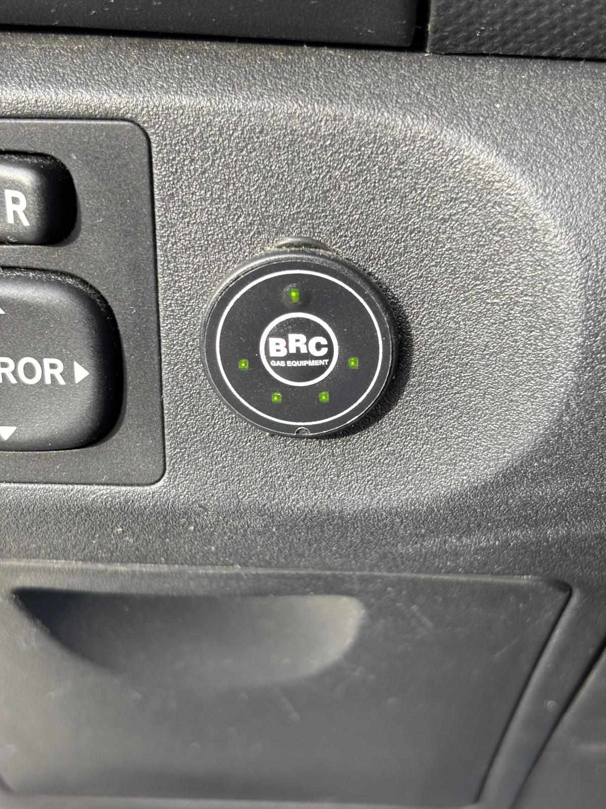 toyota-yaris-1-33-dual-vvt-i-2009-gasolina-1329cc