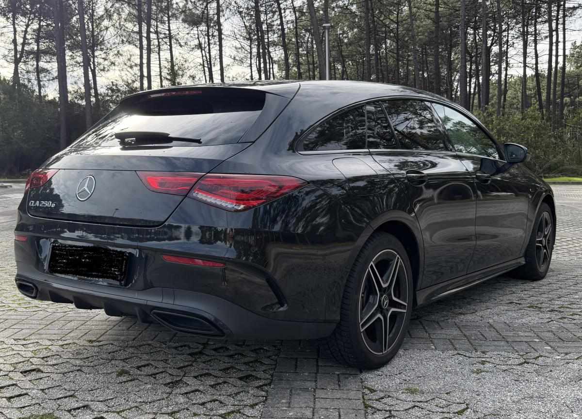 mercedes-benz-cla-250-e-2021-gasolina-1332cc