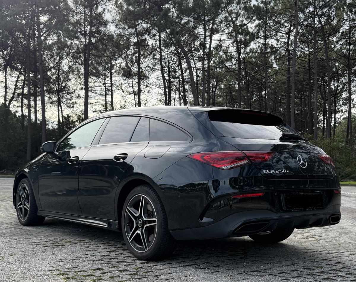 mercedes-benz-cla-250-e-2021-gasolina-1332cc