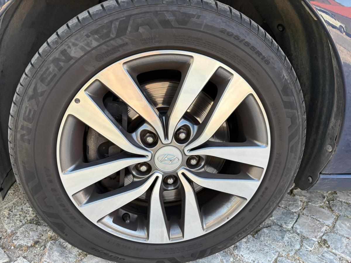 hyundai-i30-1-6-crdi-2020-diesel-1598cc