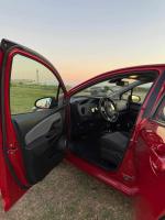 toyota-yaris-hybrid-1-5-vvt-i-2016-gasolina-1496cc