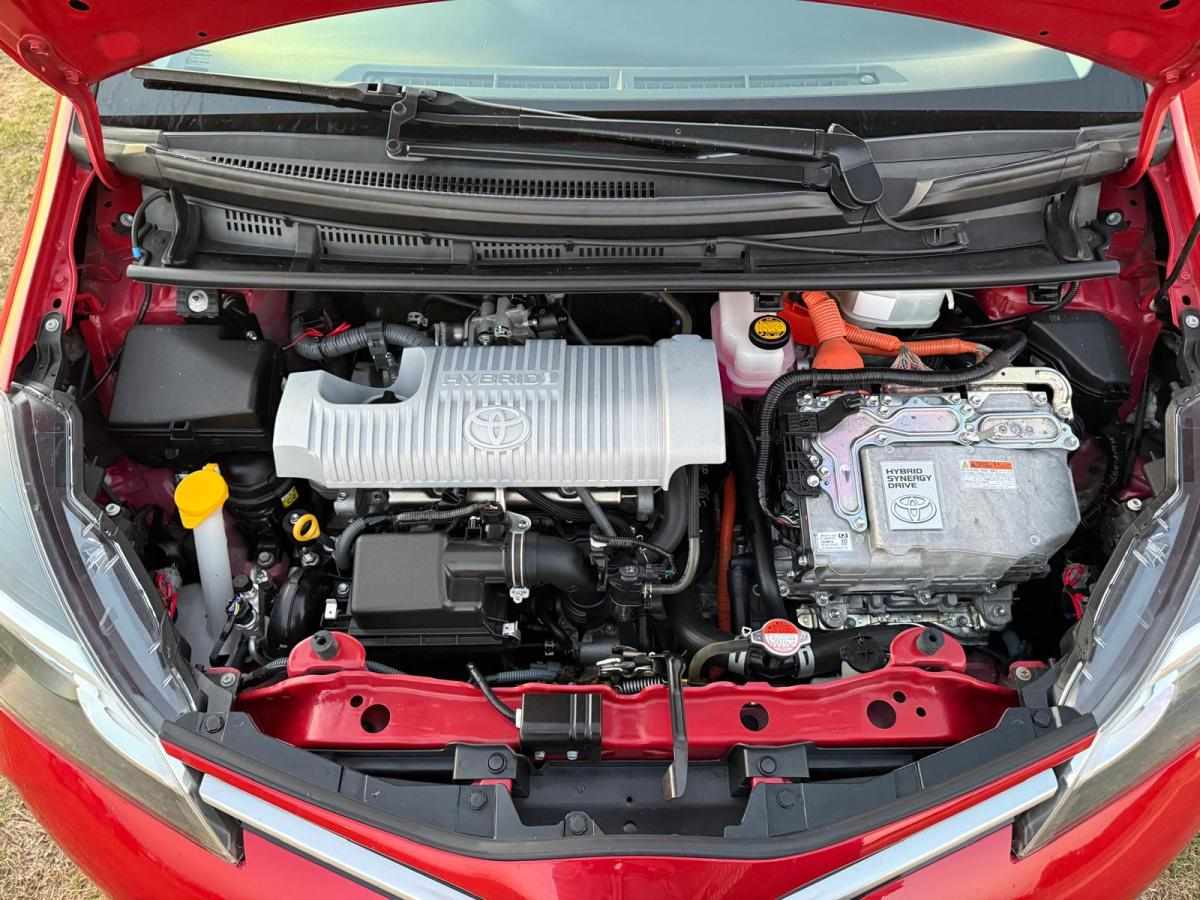 toyota-yaris-hybrid-1-5-vvt-i-2016-gasolina-1496cc