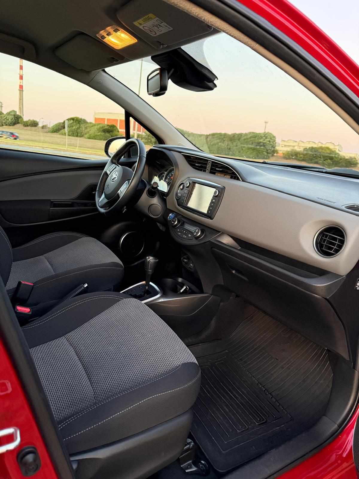 toyota-yaris-hybrid-1-5-vvt-i-2016-gasolina-1496cc