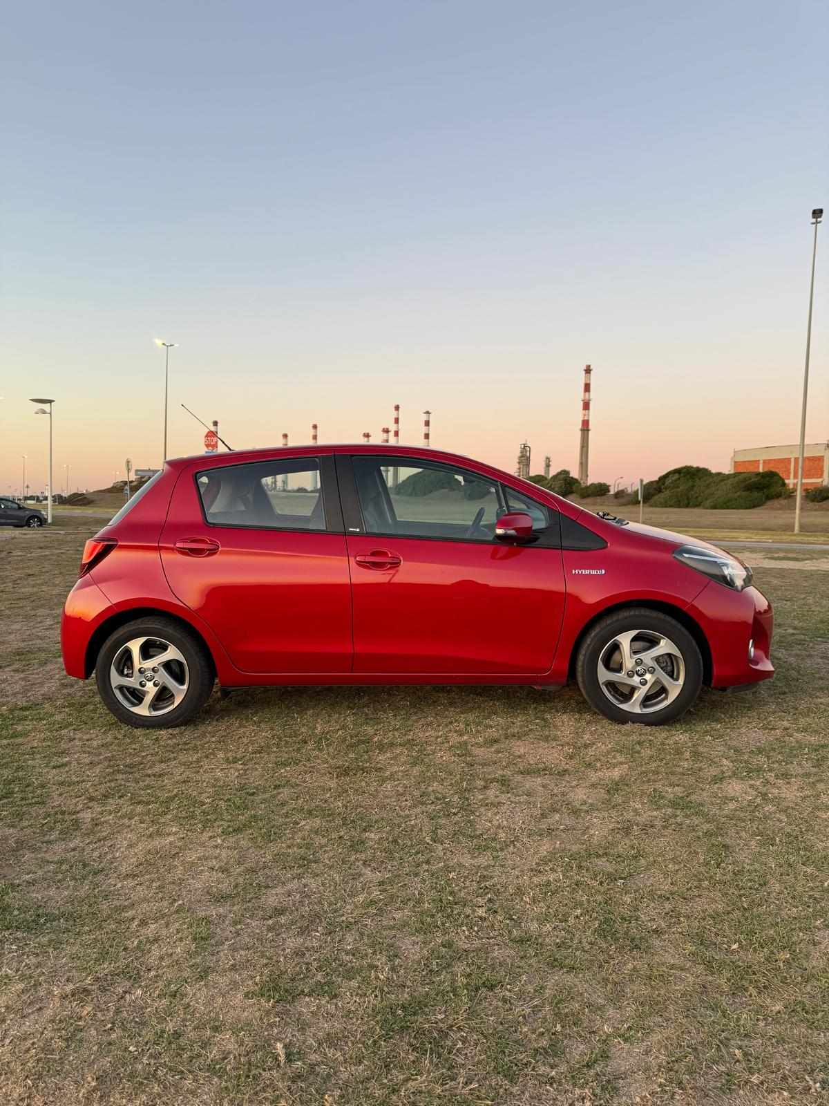 toyota-yaris-hybrid-1-5-vvt-i-2016-gasolina-1496cc