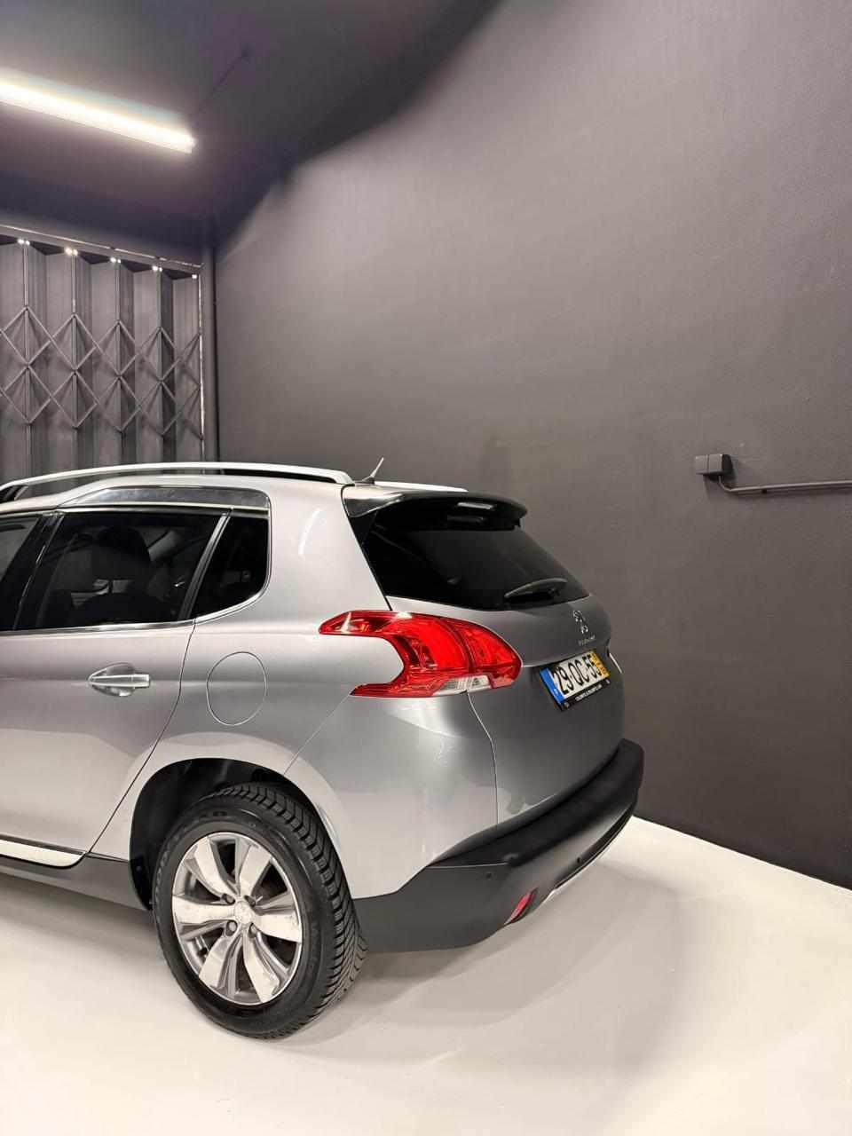 peugeot-2008-1-2-vti-2015-gasolina-1199cc
