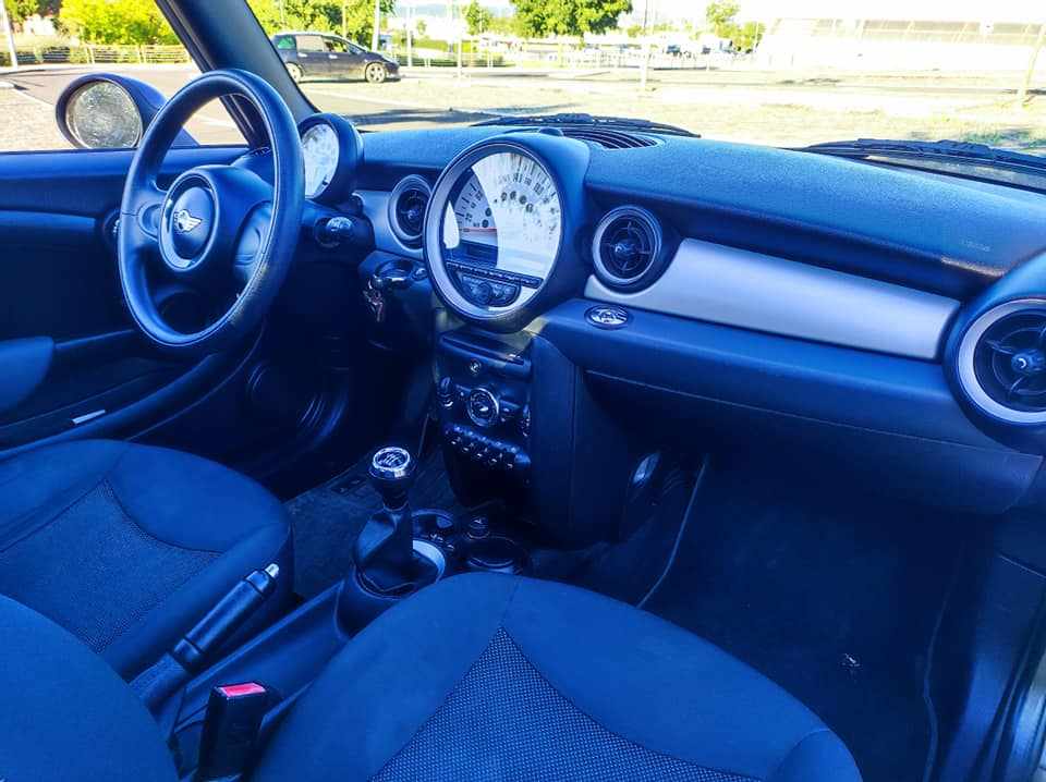 mini-cabrio-d-2-0-2011-diesel-1598cc