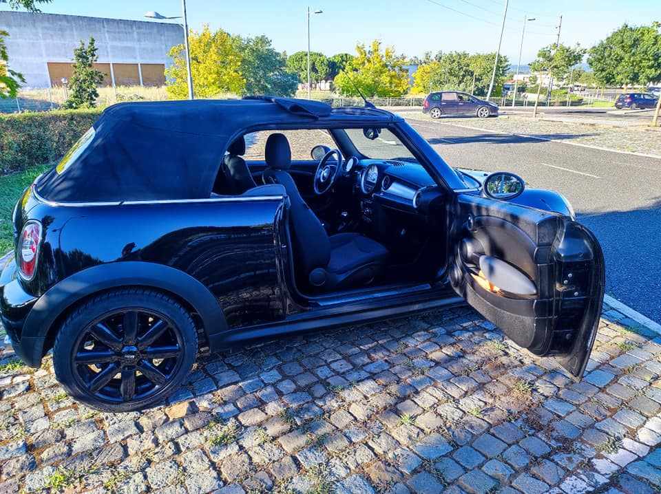 mini-cabrio-d-2-0-2011-diesel-1598cc