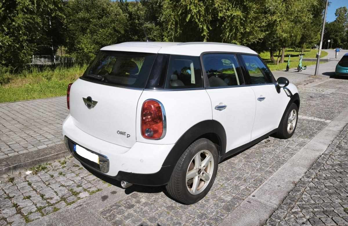 mini-countryman-d-2-0-2013-diesel-1598cc