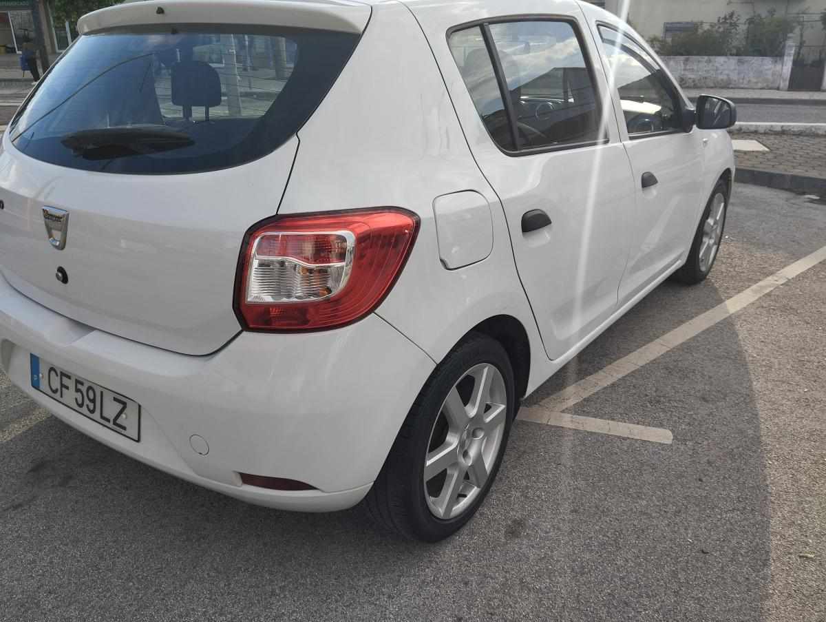 dacia-sandero-1-2-2015-gasolina-1149cc