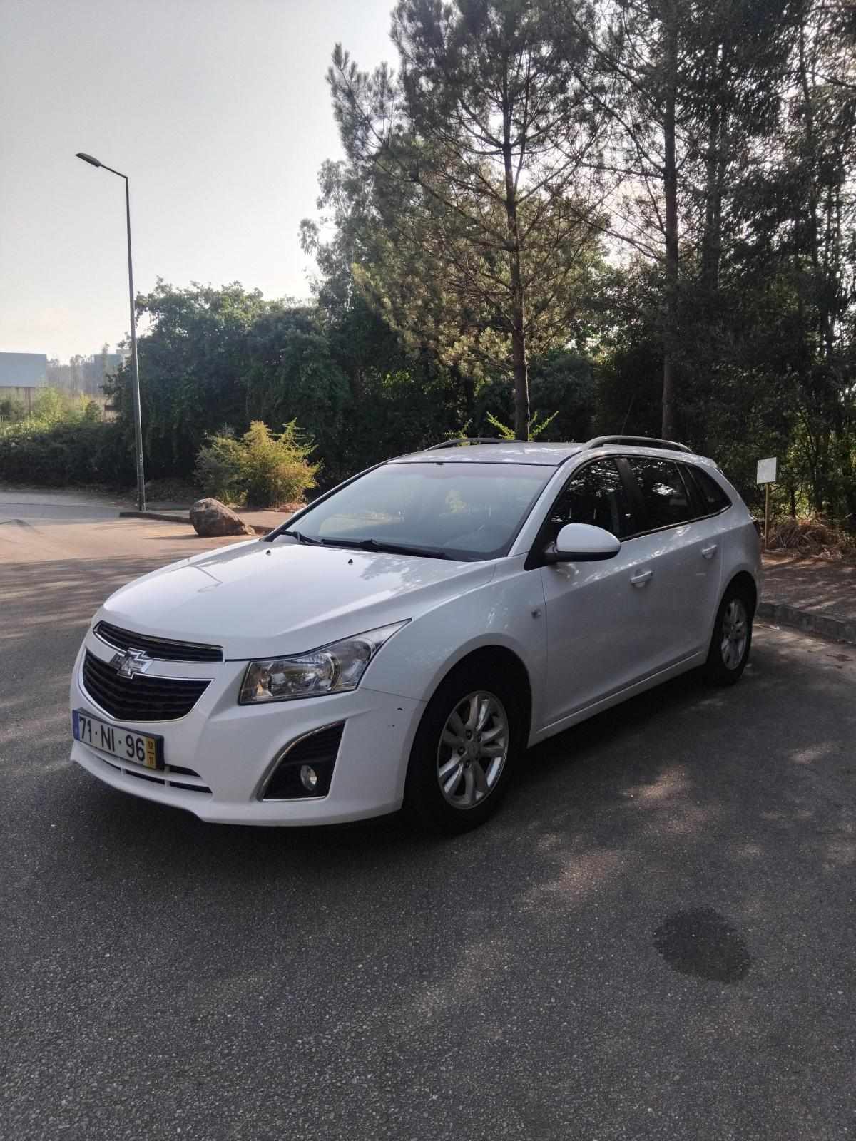 chevrolet-cruze-1-7-td-vcdi-awd-2012-diesel-1686cc