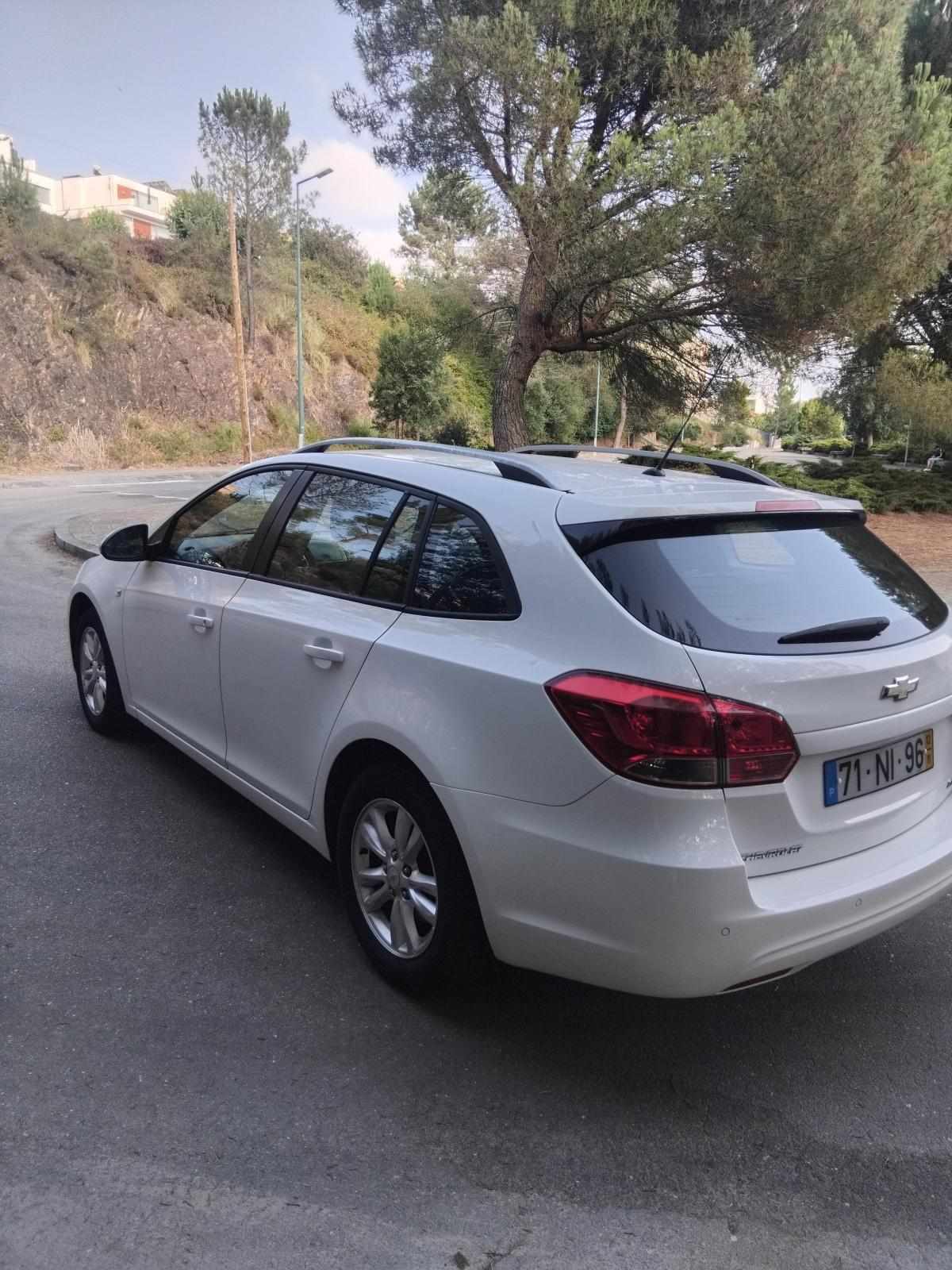 chevrolet-cruze-1-7-td-vcdi-awd-2012-diesel-1686cc