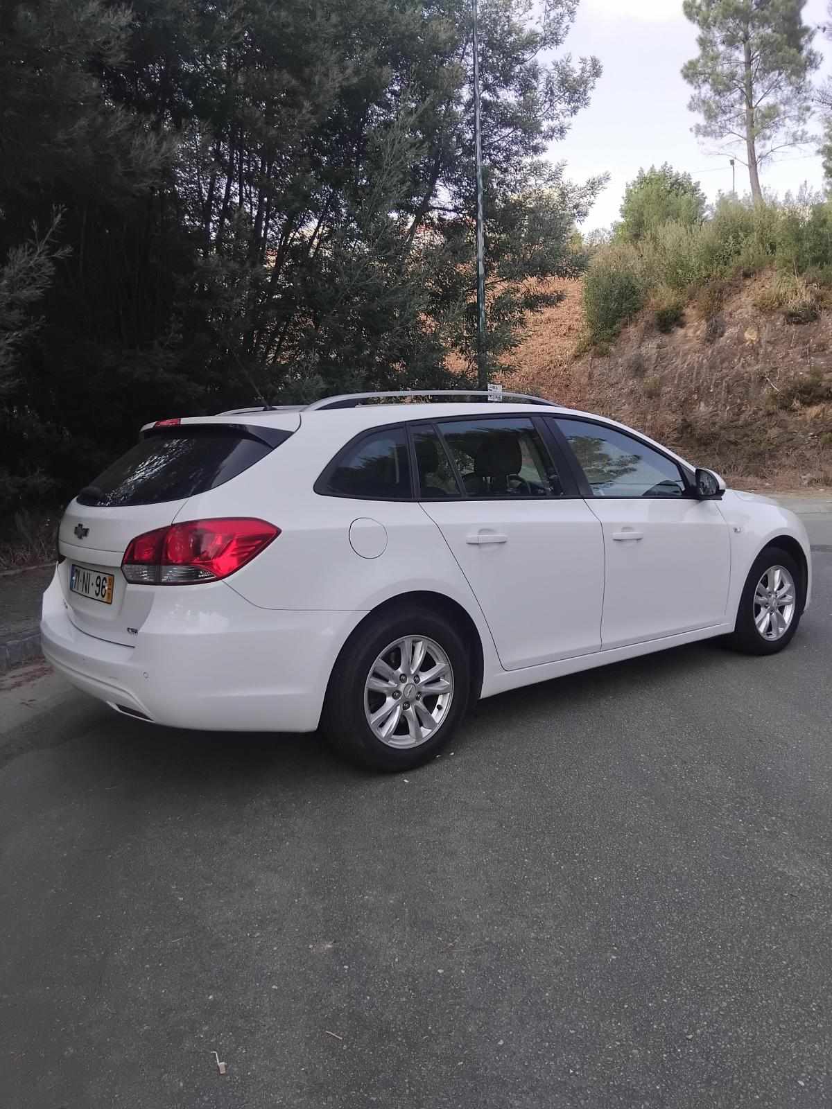 chevrolet-cruze-1-7-td-vcdi-awd-2012-diesel-1686cc