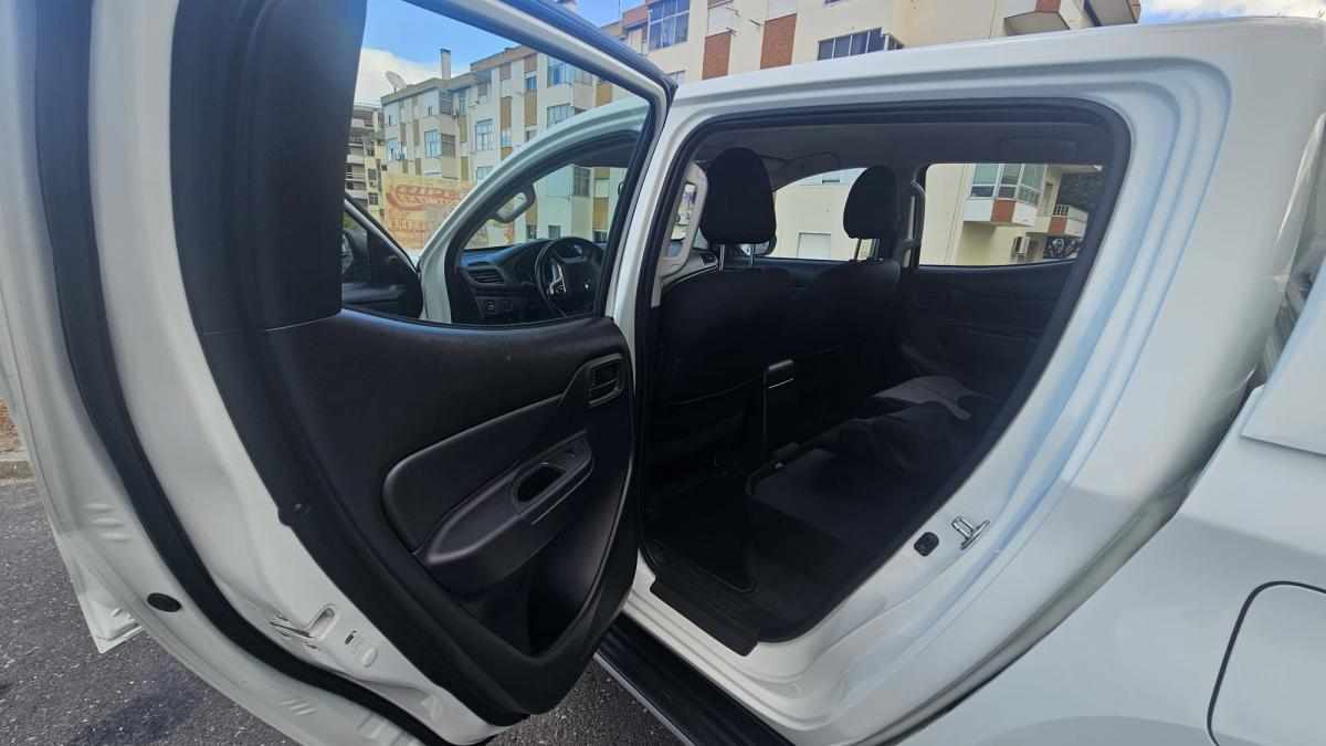 mitsubishi-l200-2-2-di-d-2023-diesel-2268cc