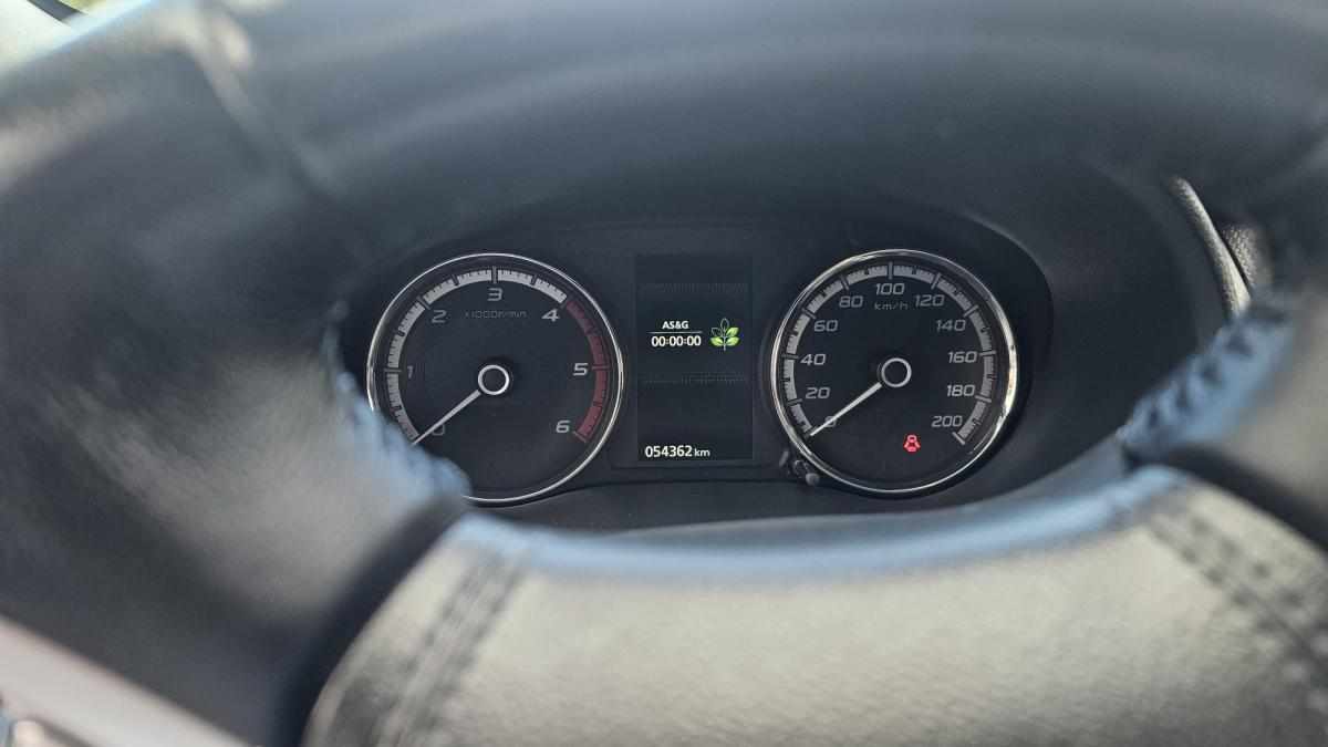 mitsubishi-l200-2-2-di-d-2023-diesel-2268cc