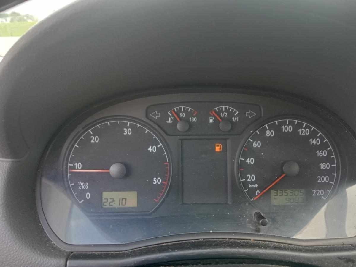 volkswagen-polo-1-4-tdi-2003-diesel-1422cc