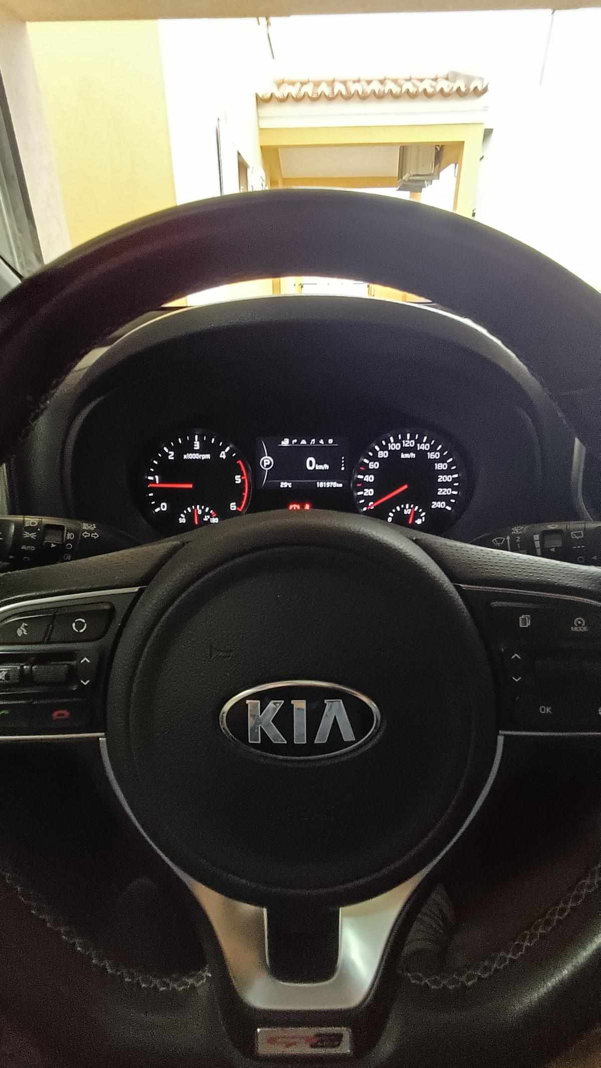 kia-sportage-1-7-crdi-2017-diesel-1685cc