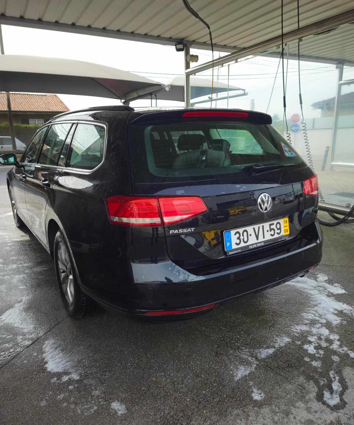 volkswagen-passat-1-6-tdi-bluemotion-2018-diesel-1598cc