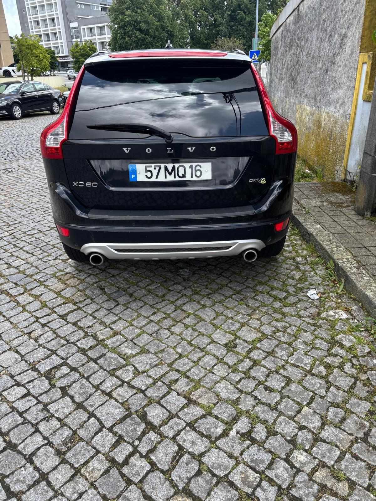 volvo-xc60-2-0-drive-2012-diesel-1984cc