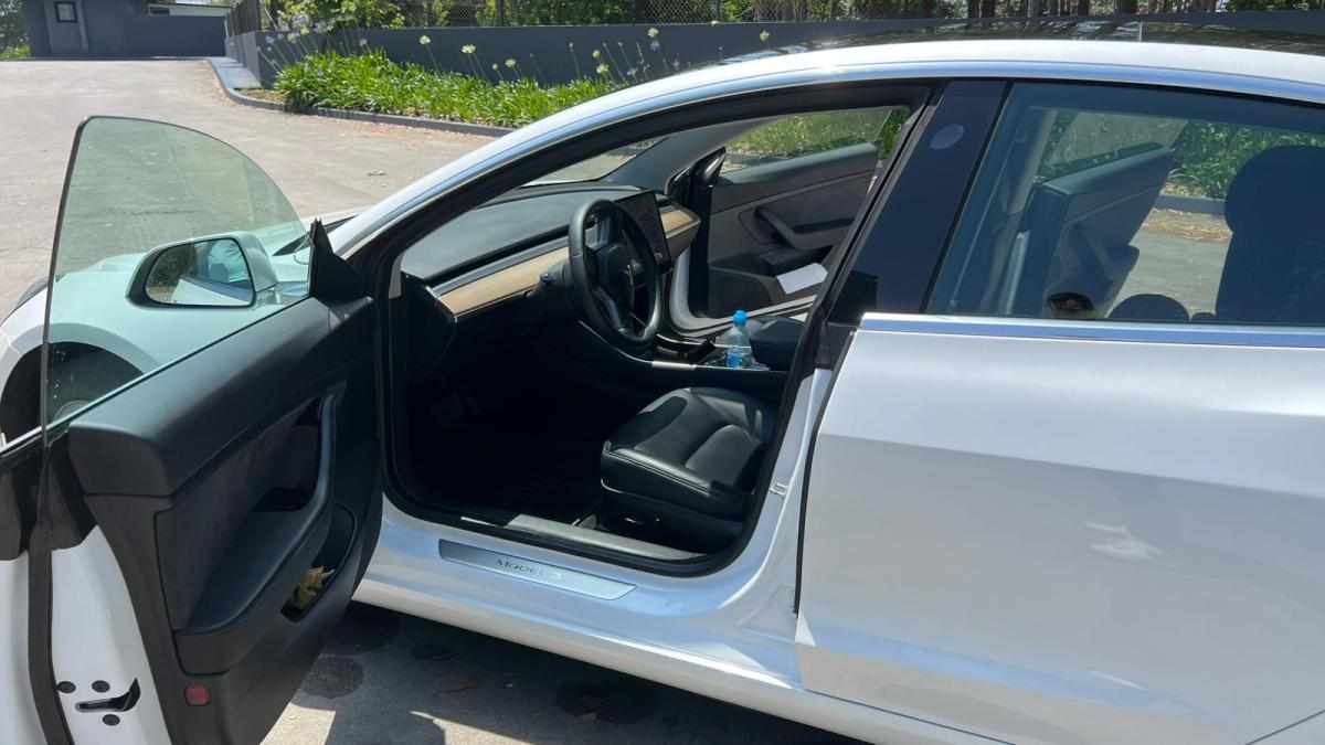 tesla-model-3-standard-range-2020-eletrico