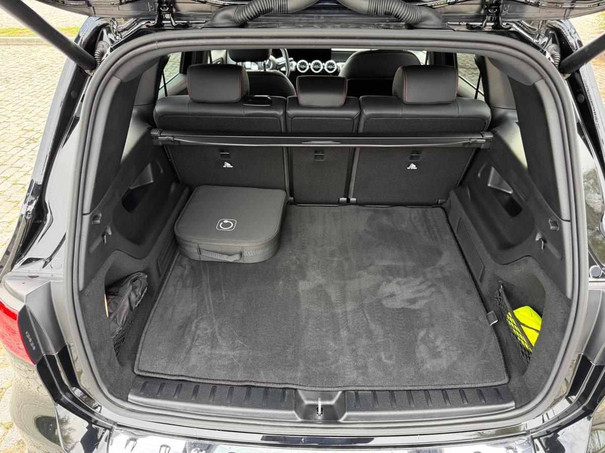 mercedes-benz-eqb-300-4matic-2024-eletrico